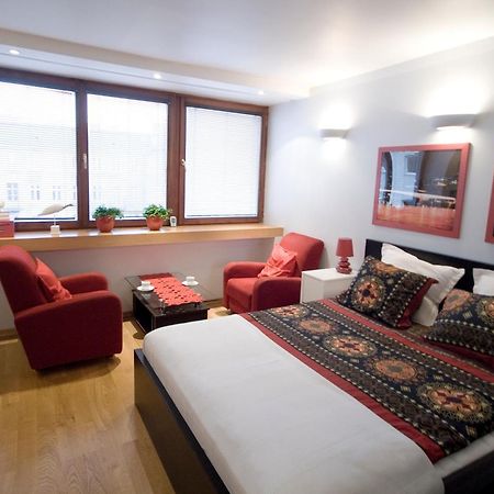 Warsawrent Hit Apartments الغرفة الصورة